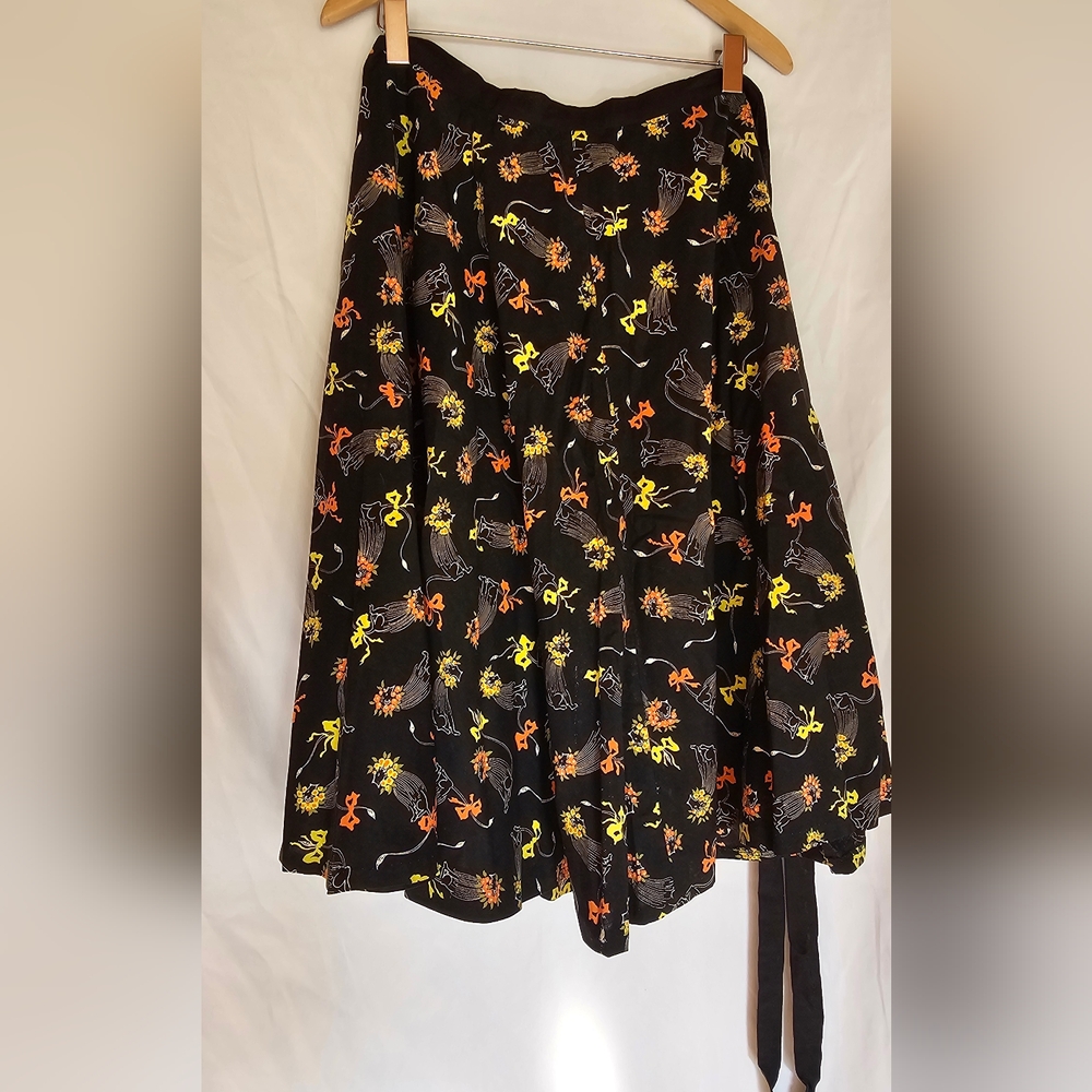 Vintage Novelty Lion With Florals Print True Wrap A- Line Skirt